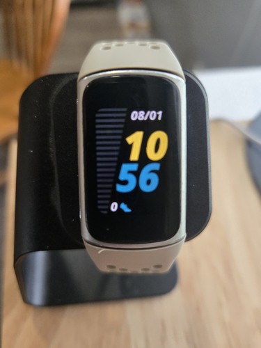 Fitbit charge fitness - fitbit, 5
