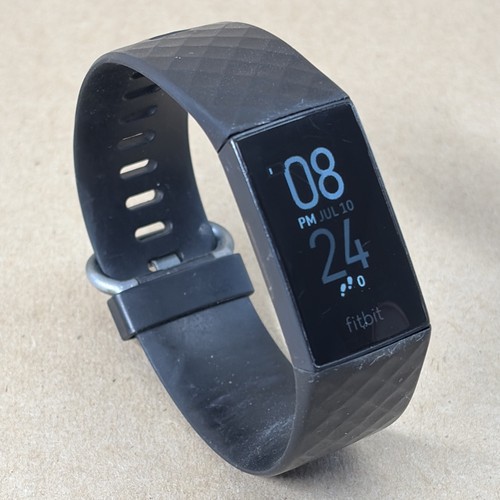 Fitbit charge fitness - 4,